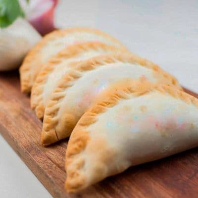 6 empanadas