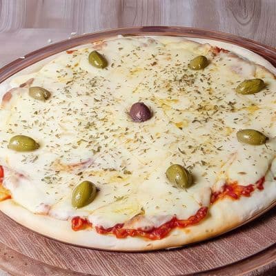Pizza mozzarella (8 porciones)