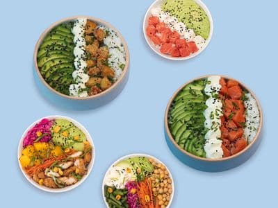 2 sushi salad a elección + 3 entraditas