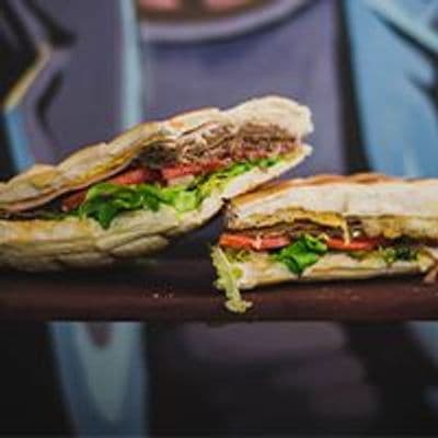 2 pachatas especiales + papas