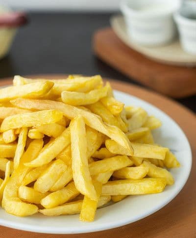 PORCIÓN DE PAPAS FRITAS
