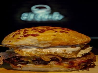 Burger fiesta del sabor+ papas