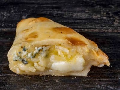 Empanada 4 Quesos