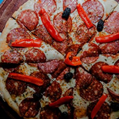 Pizza Calabresa 8 porciones