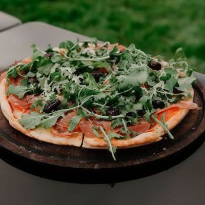 Jamon cr. y rucula 8 porciones