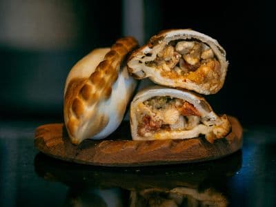 Empanada de pollo al verdeo