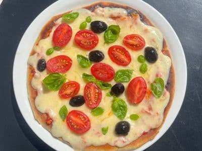 Pizza Margarita (4 porciones)