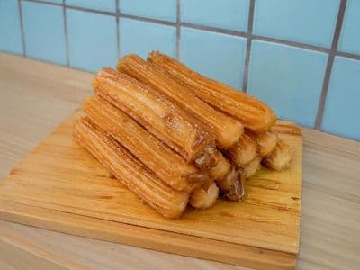 Churros con dulce de leche