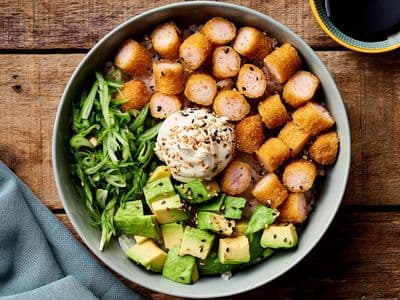 Crispy shrimp sushi salad